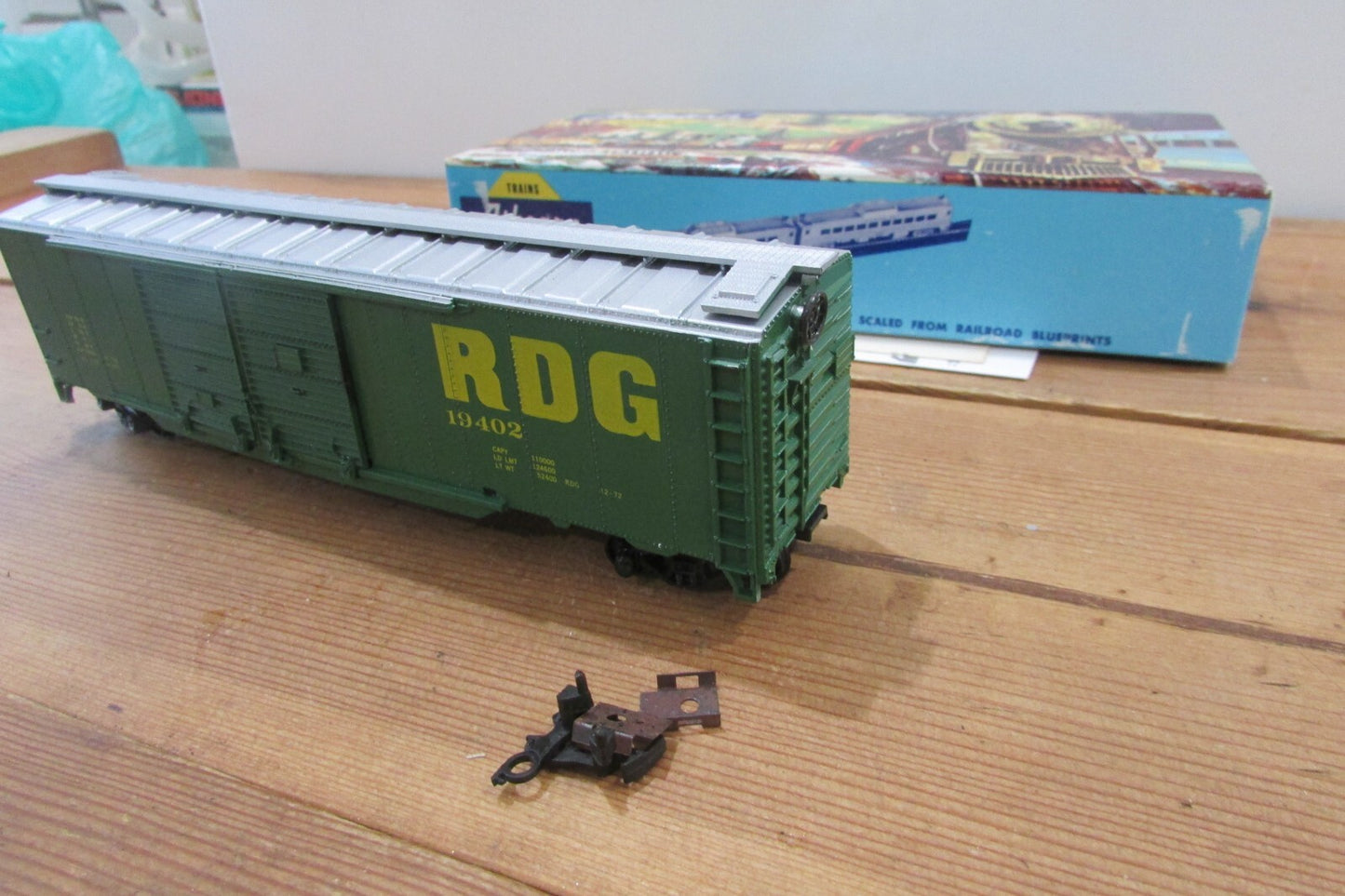 HO Scale Athearn/Bev-Bel 483 50'DD Box Car Reading ATH4530