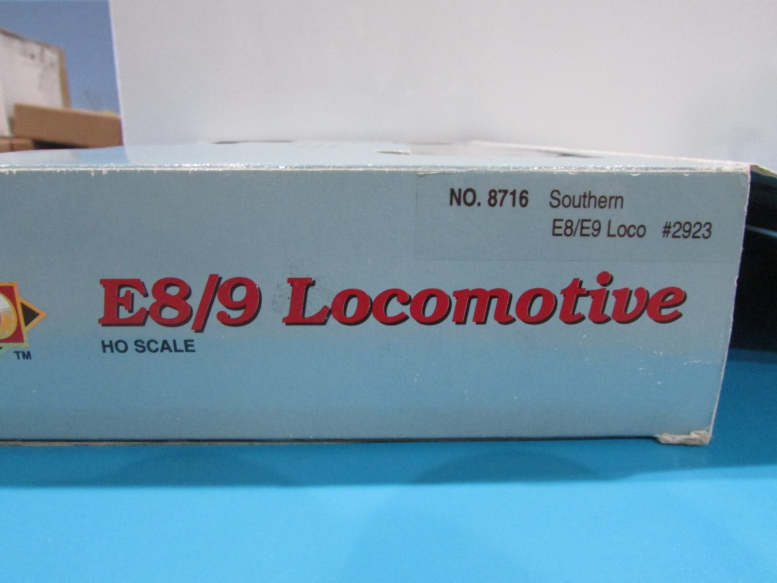 HO Scale Proto 2000 8716 E8/E9 Locomotive Southern   Lot#1178