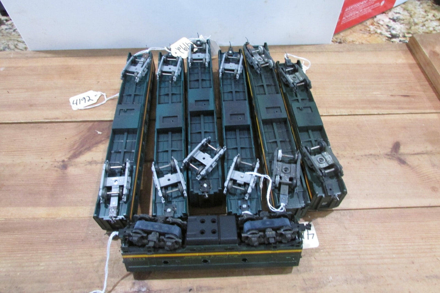 HO Scale Athearn Assorted  (6)Passenger Cars & (1) Unit B Dummy NP Lot#3745