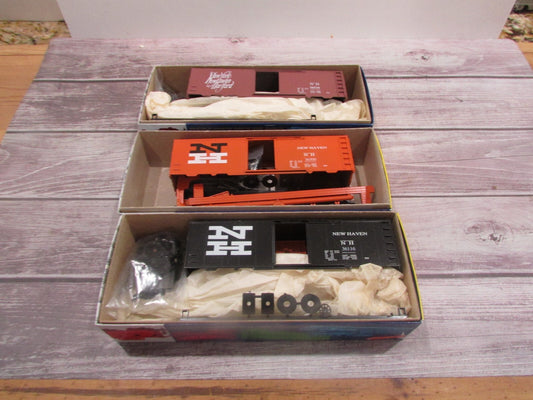 HO Scale Roundhouse (3) New Haven 40' Box Car Kits  Lot#3276