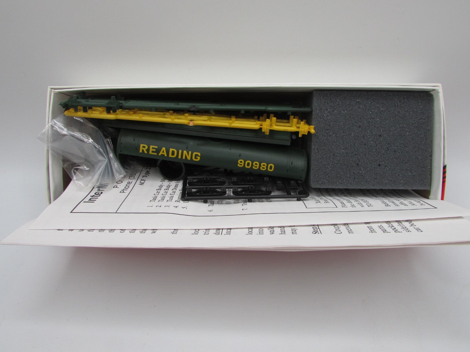 HO Scale InterMountain (3) 10,000 Gallon Tank Car Kits READING Lot#4817