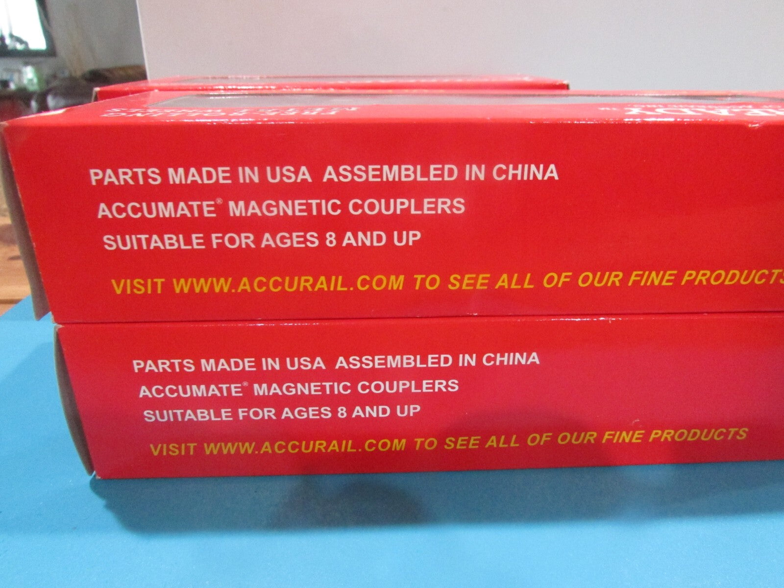 HO Scale Accuready (4)Assorted Boxcars Lot#2028