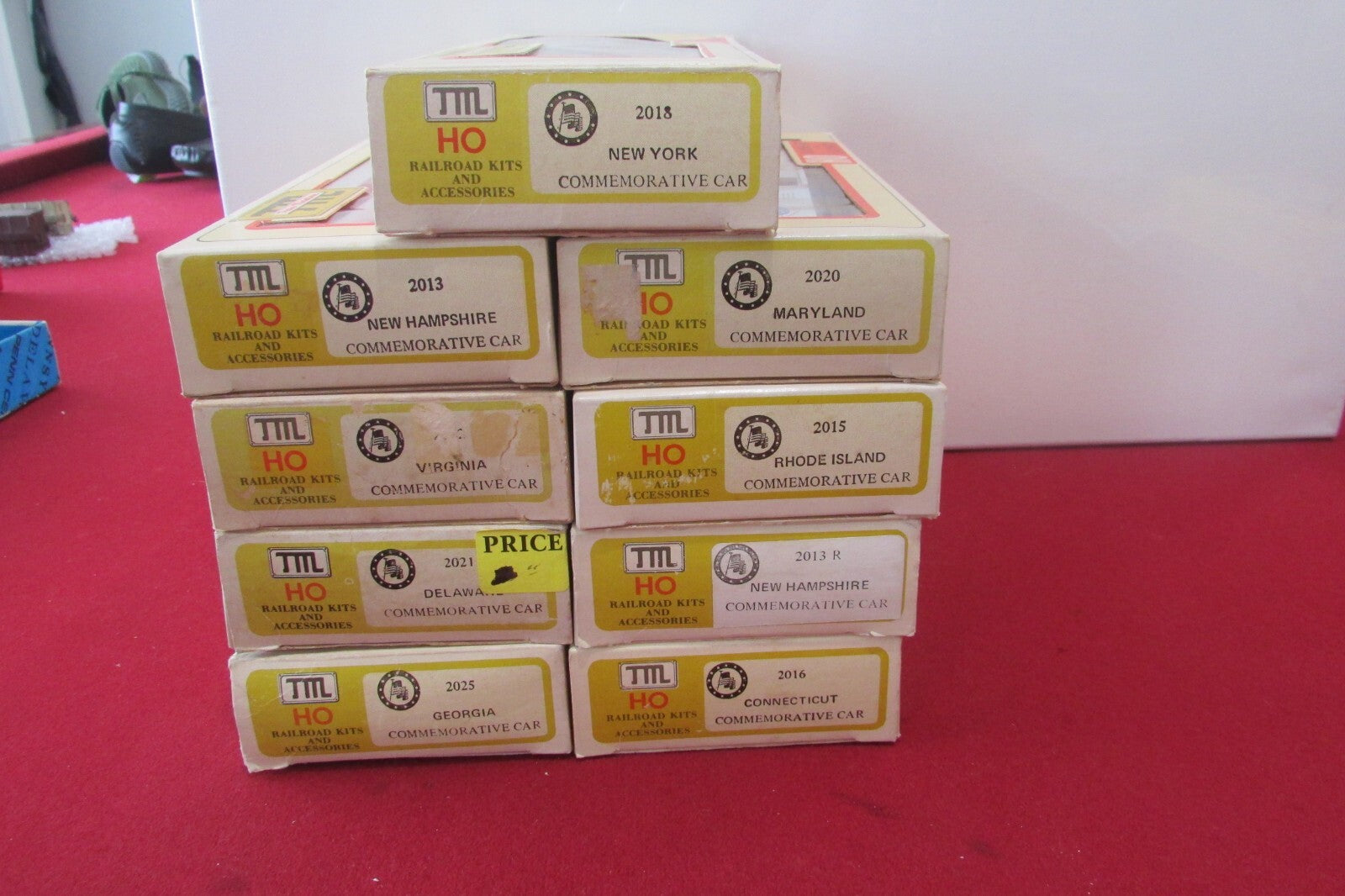 HO Scale (9) Assorted Train-Miniature Commemorative Cars Lot#0389