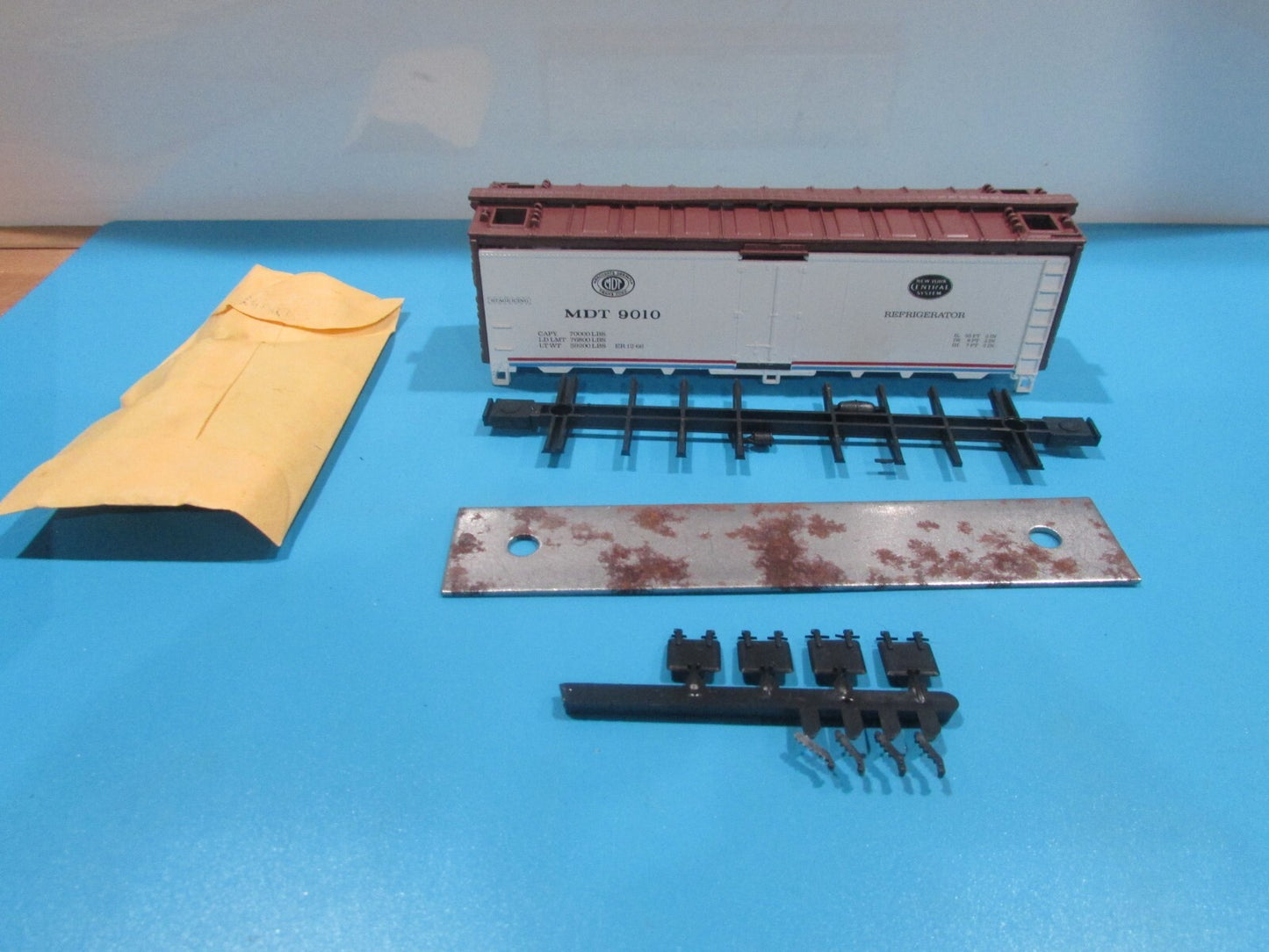 HO Scale Athearn 5025 40ft Reefer Car MDT Kit