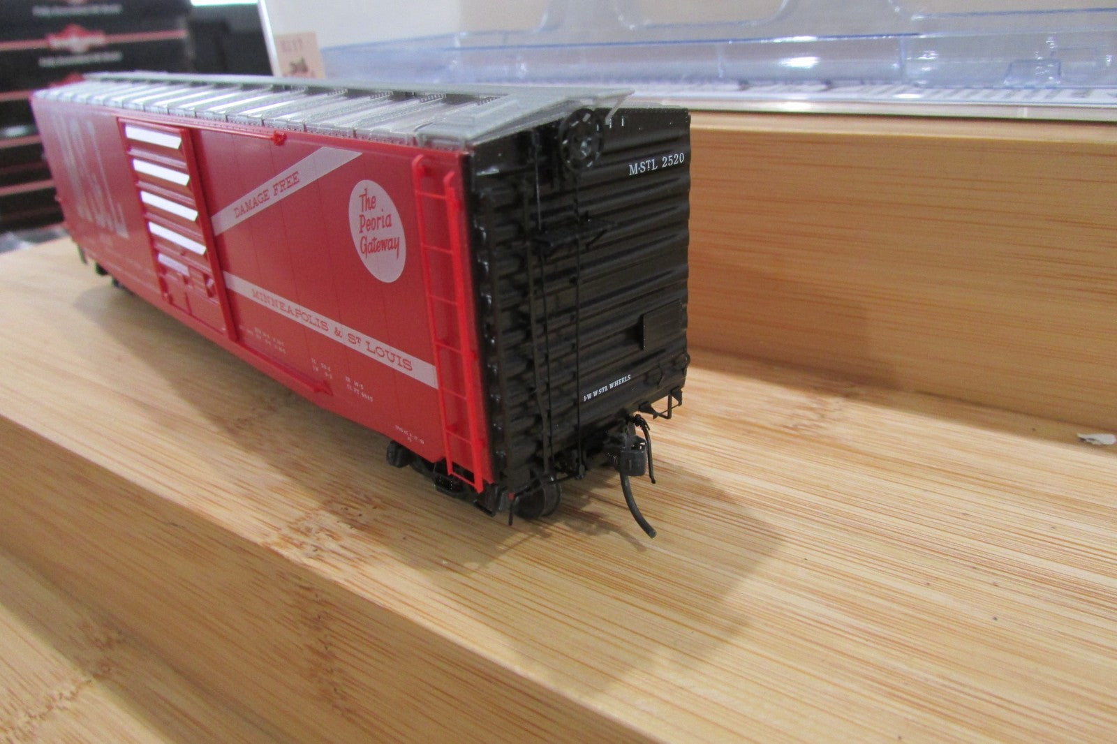 HO Scale Kadee Cars 6117 50' PS-1 Box Car Single 9' PS   KD5009