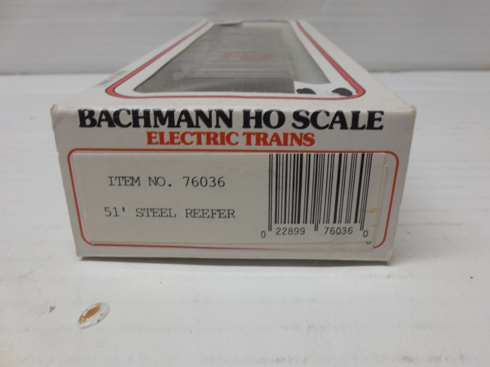 HO Scale Bachmann 76036 51' Steel Reefer '"Swift's Premium" Lot#0452
