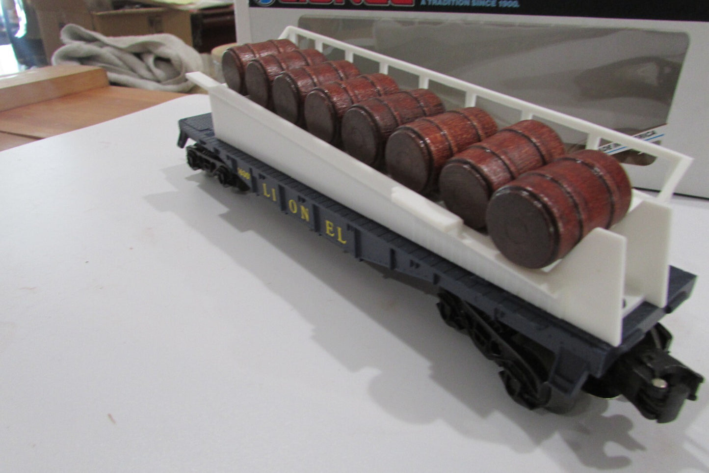 O Gauge  Lionel 6-16301  Barrel Ramp Car Lot#2820