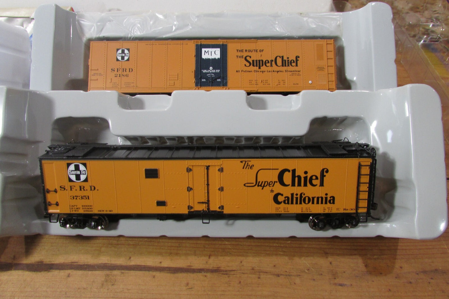 HO Scale Athearn & Walthers (5) Assorted Freight Car RTR Lot#3741