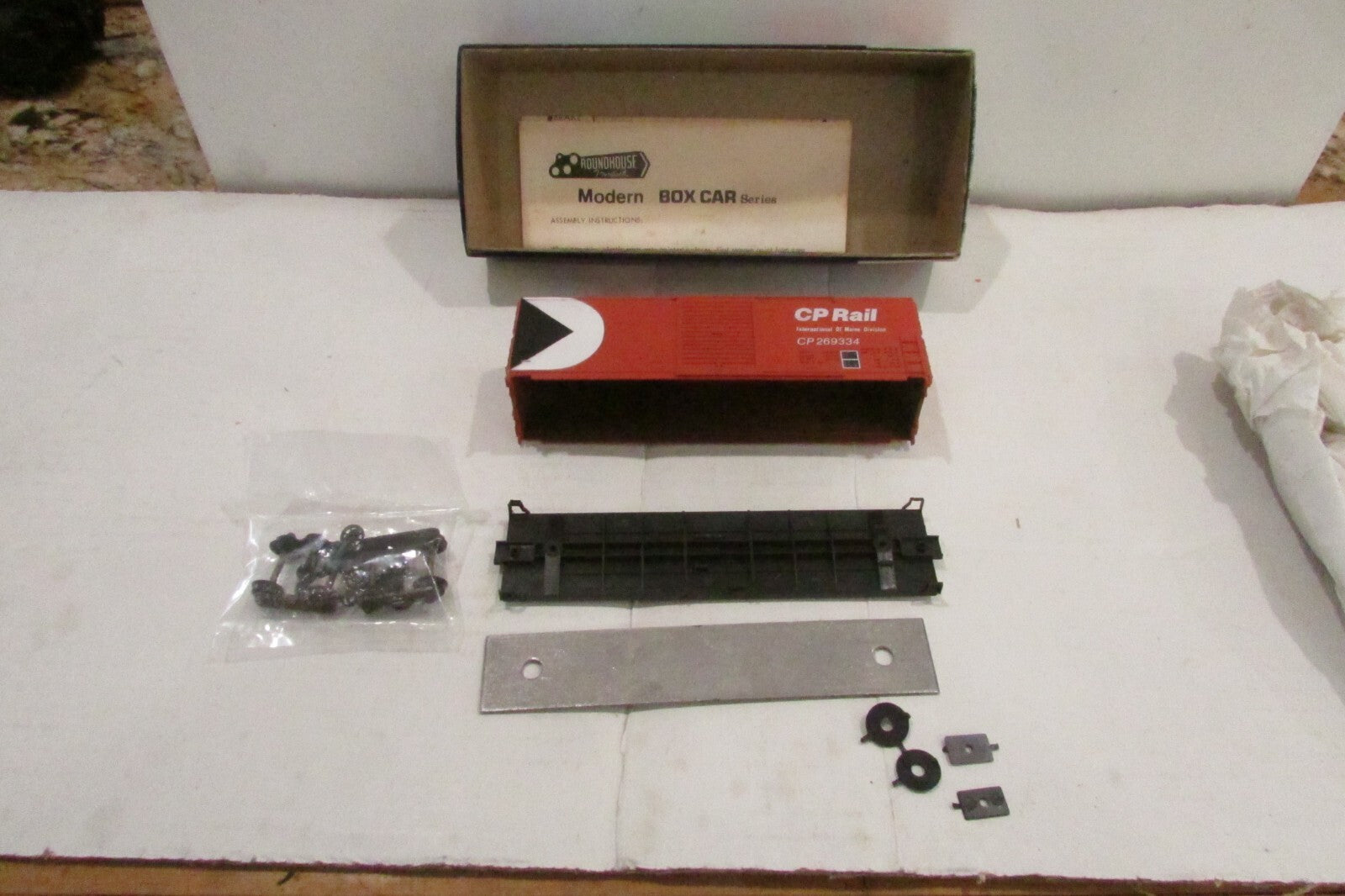 HO Scale RoundHouse 1104 40' AAR(Modern) Box Car Canadian Pacific Rail RH4368