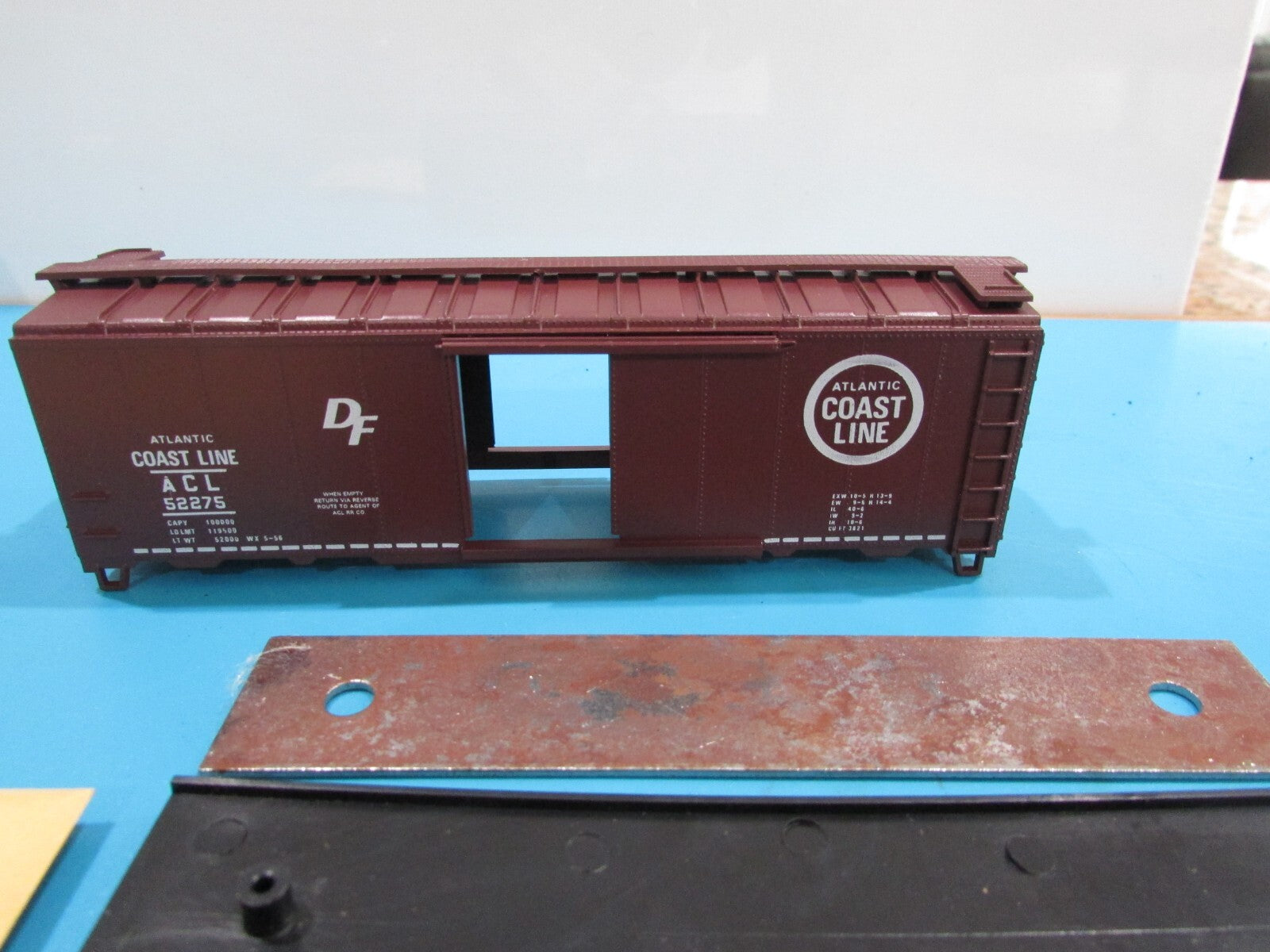HO Scale Athearn (3)  Assorted Box Cars "Atlantic Coast Line" Lot#1108