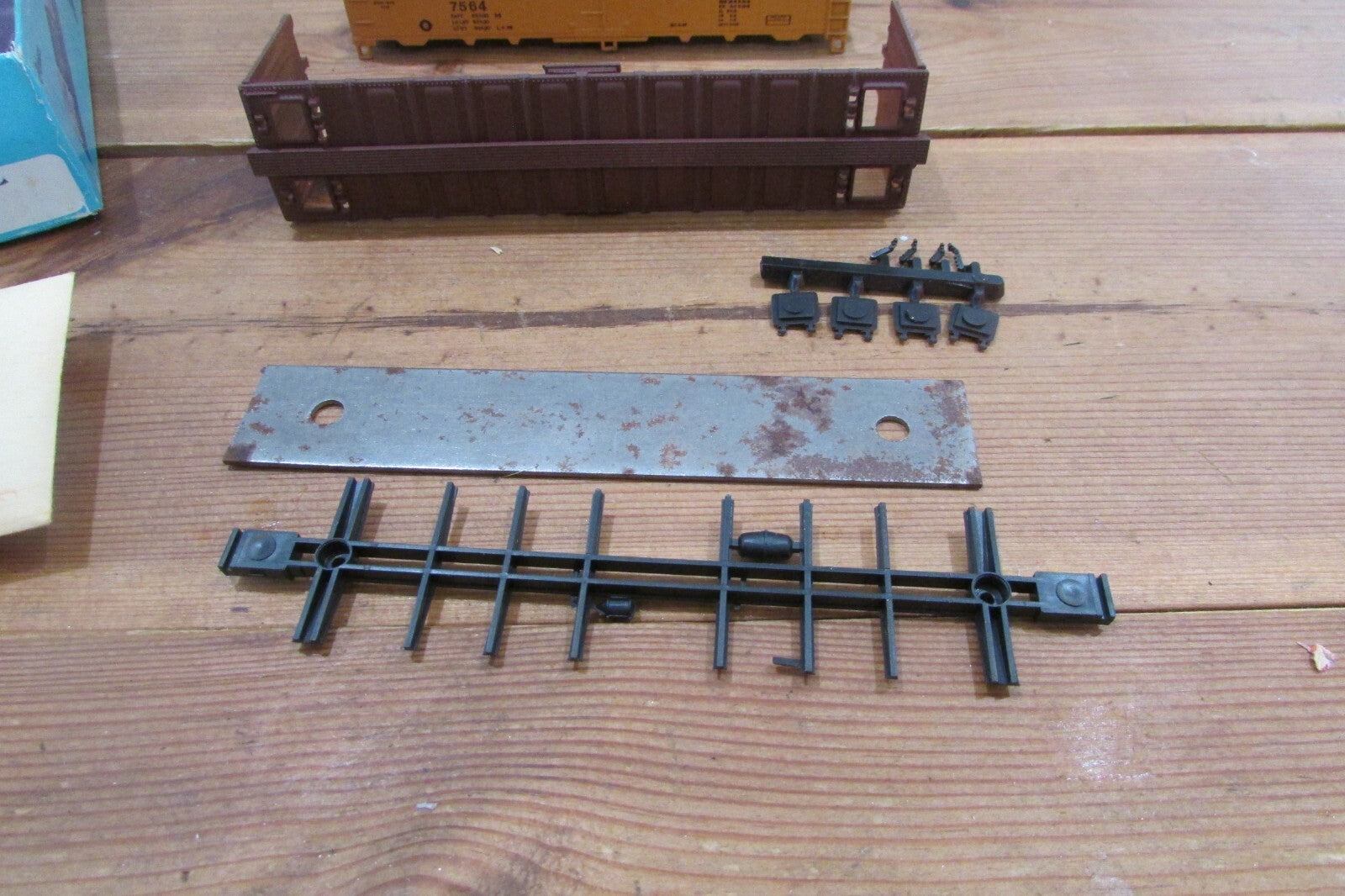 HO Scale Athearn 1615 40ft Reefer Car BAR ATH4568