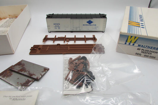 HO Scale Walthers 932-3308 40' Plug Door Reefer Reading #202 WAL4871