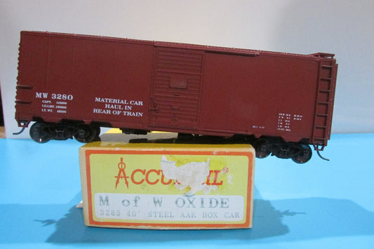 Ho Scale Accurail 3285 40' Steel AAR BoxCar M of W (oxide) Lot#0691