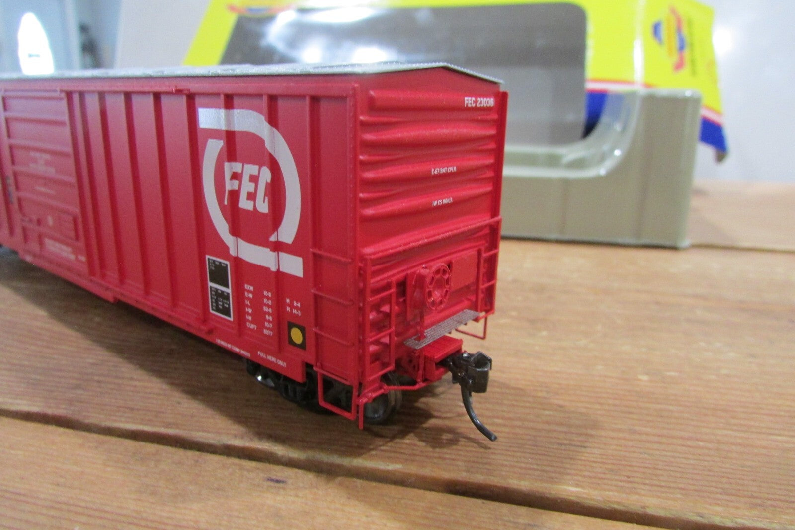 HO Scale Athearn G4218 S.I.E.C.O 50' Box Car  ATH4612