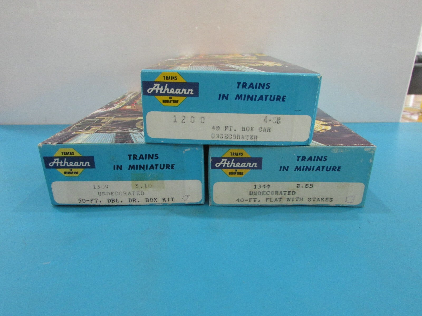 HO Scale Athearn (3) Assorted Flat & Box Cars UNDECORATED Lot#1622