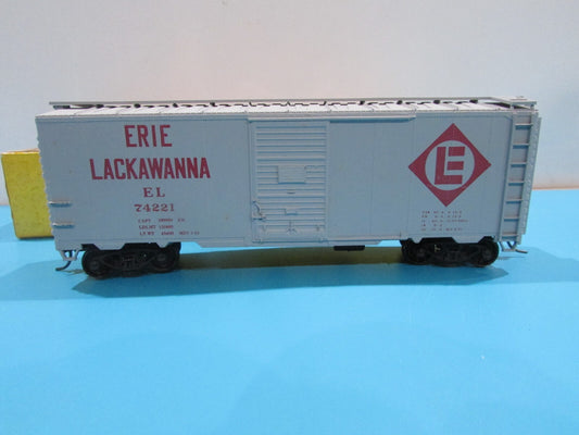 HO Scale Accurail 1522 40' AAR Steel Boxcar Erie Lackawanna