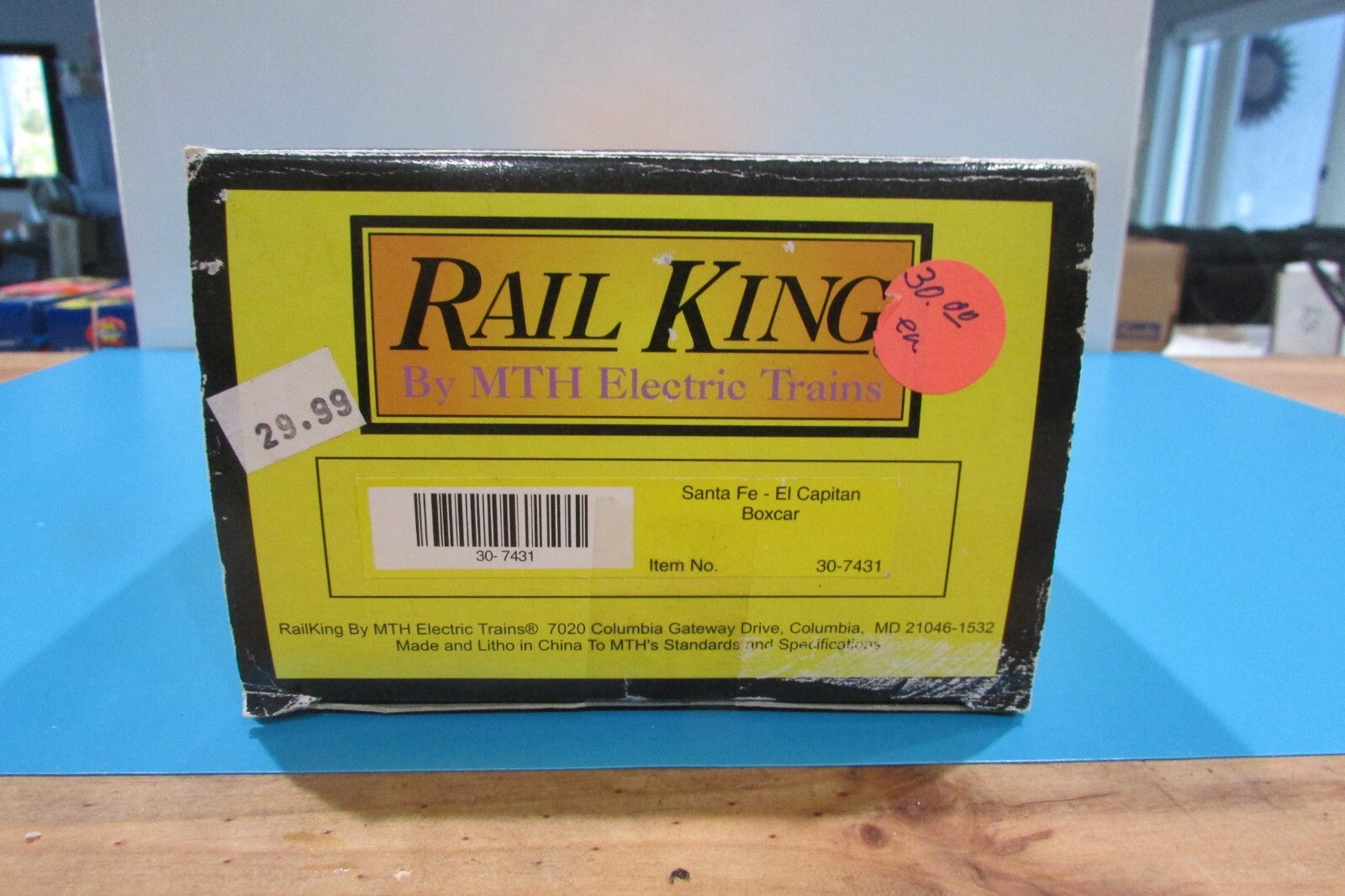 O SCALE MTH 30-7431  Santa Fe " El Capitan" BoxCar Lot#0677