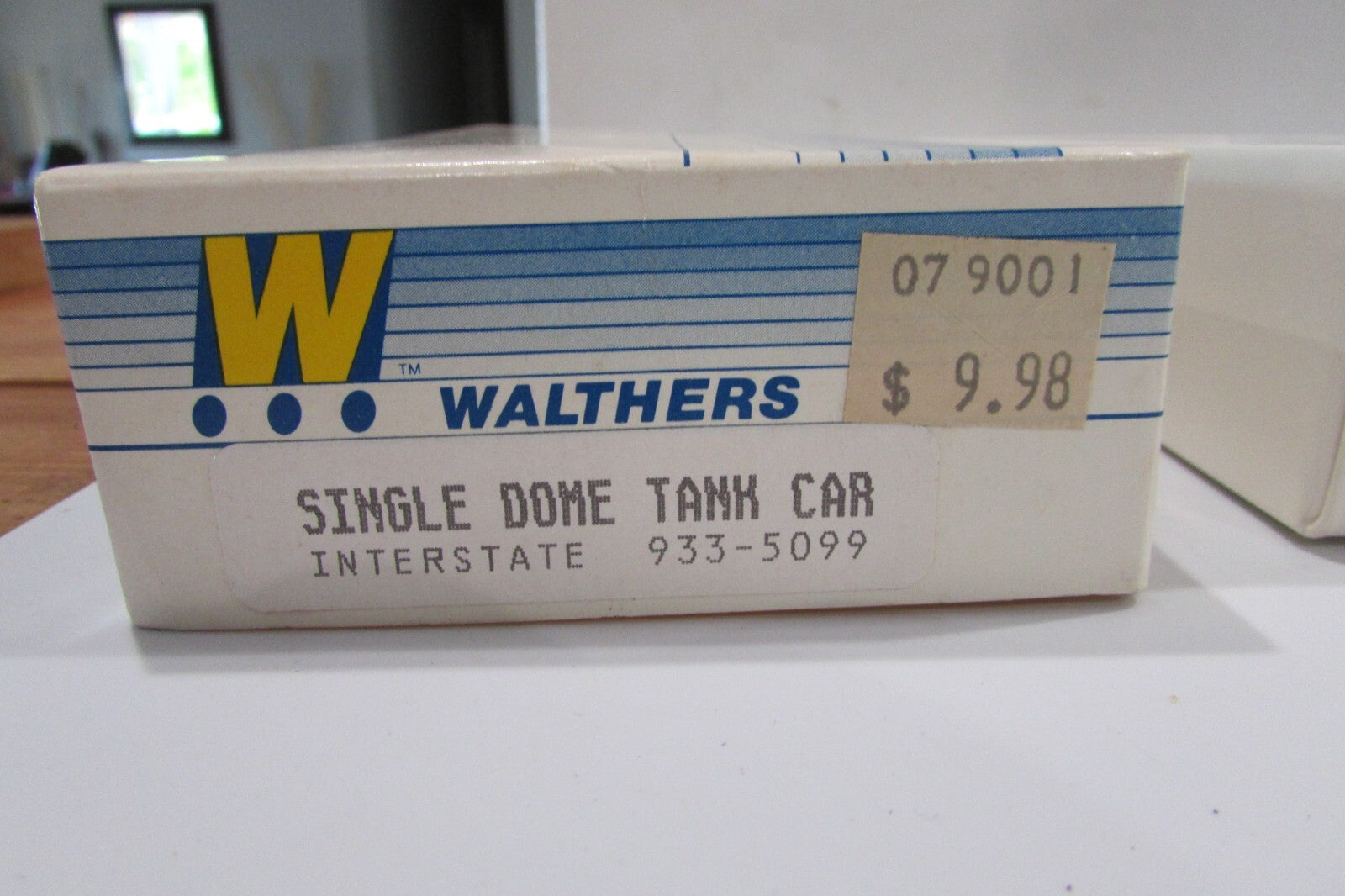 Ho Scale Walthers 933-5099 Single Dome Tank Car Interstate