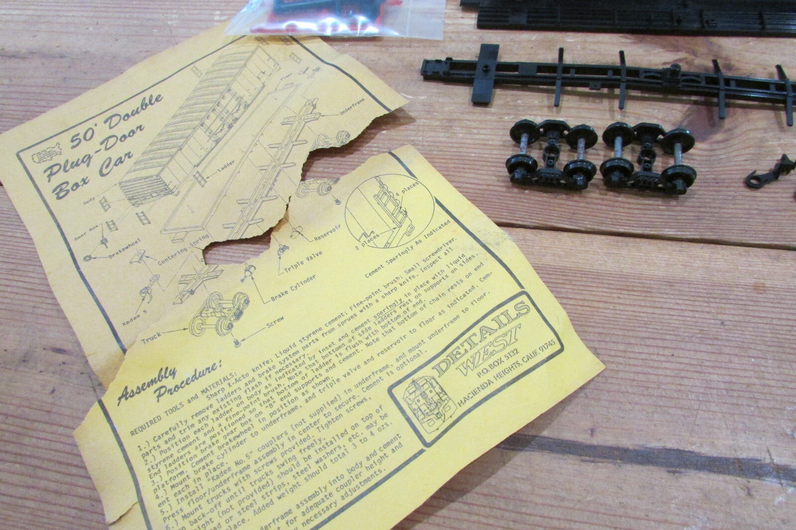 HO Scale Details West 50' Insulated Box Car Illinois Central  Lot#4709