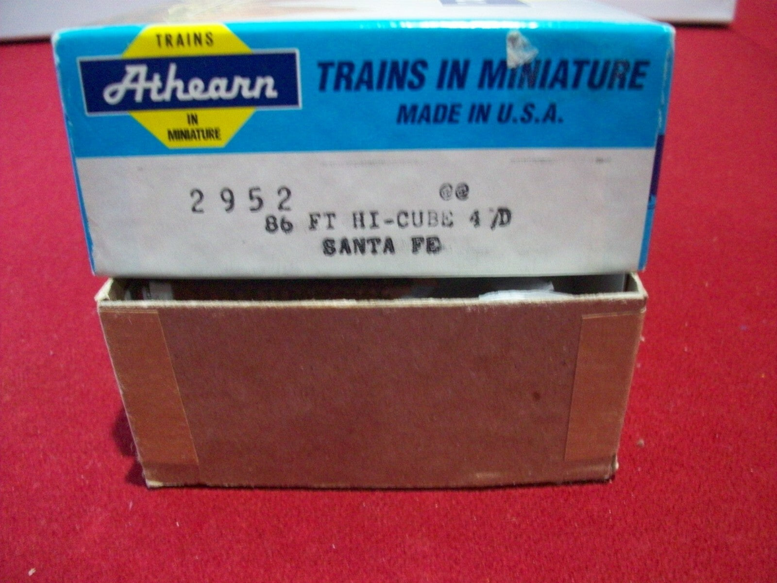 HO Scale Athearn 2952 4-Door 86'ft Hi Cube SANTA FE Kit Car Lot#4056
