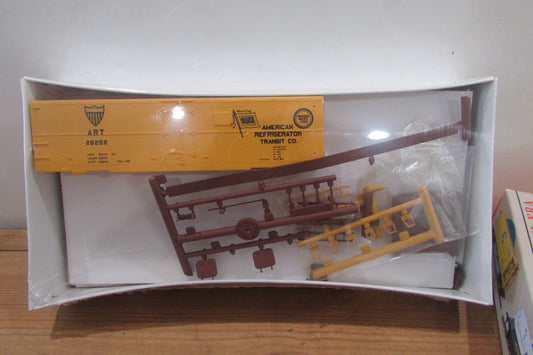 HO Scale Walthers 932-2552 40' Meat Reefer ART #26256 Kit Wal4521