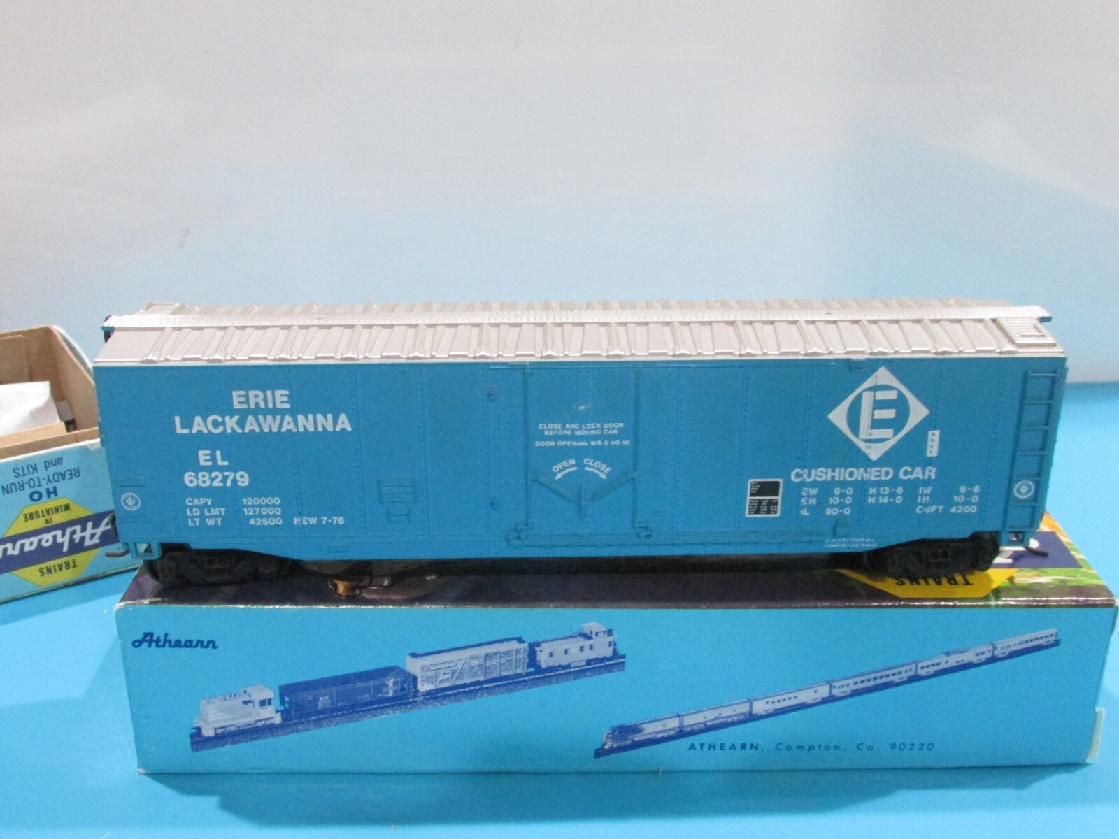 HO Scale (3)Athearn Assorted Freight Cars Erie Lackawanna Lot#0991
