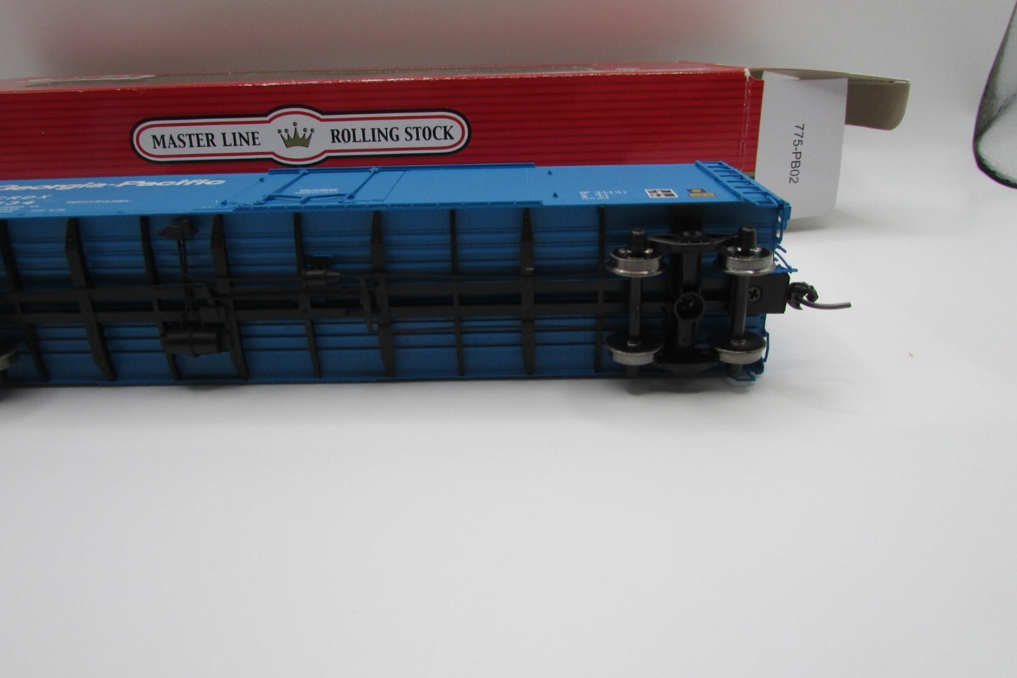 HO Scale Atlas 20-004-645 50' Plug Door Box Car  A4668