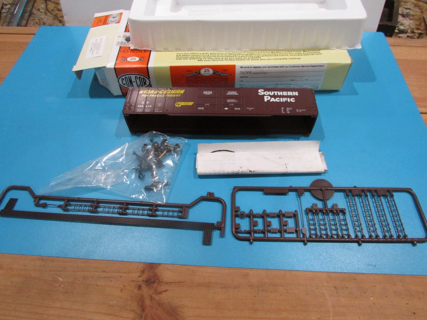 HO Scale Con-Cor 01-009604 60'Greenville Boxcar Southern Pacific Lot#1191