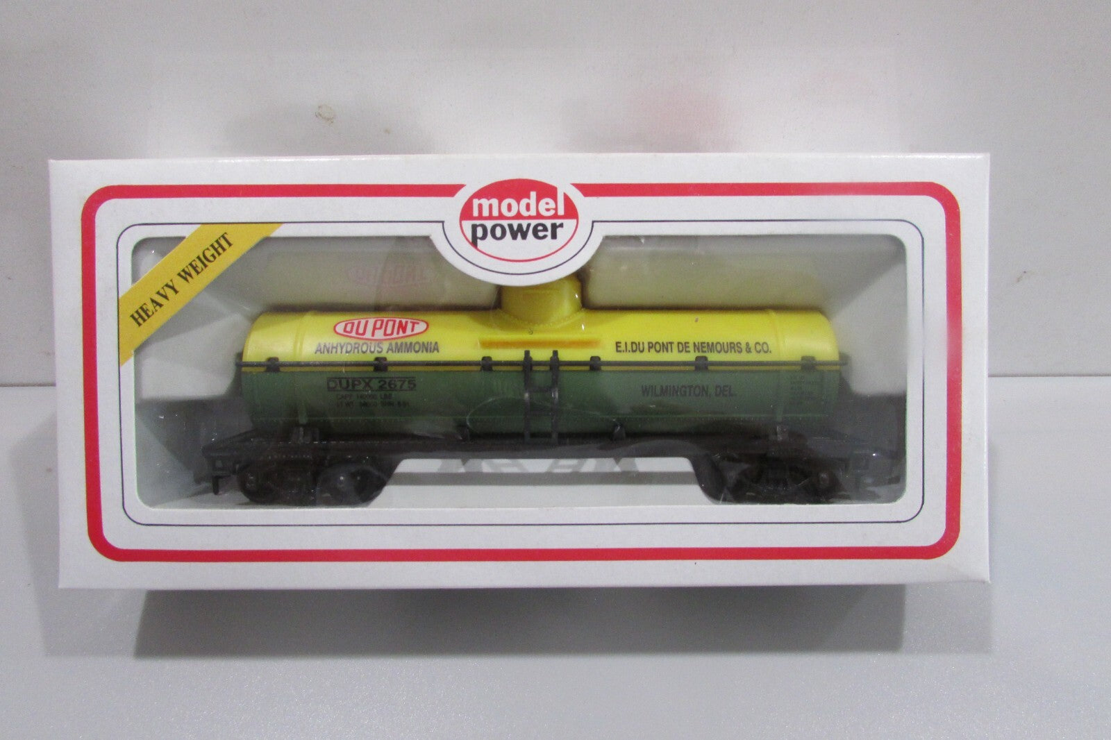 HO Scale Model Power 6921H Dupont 40' Chemical Tank Car