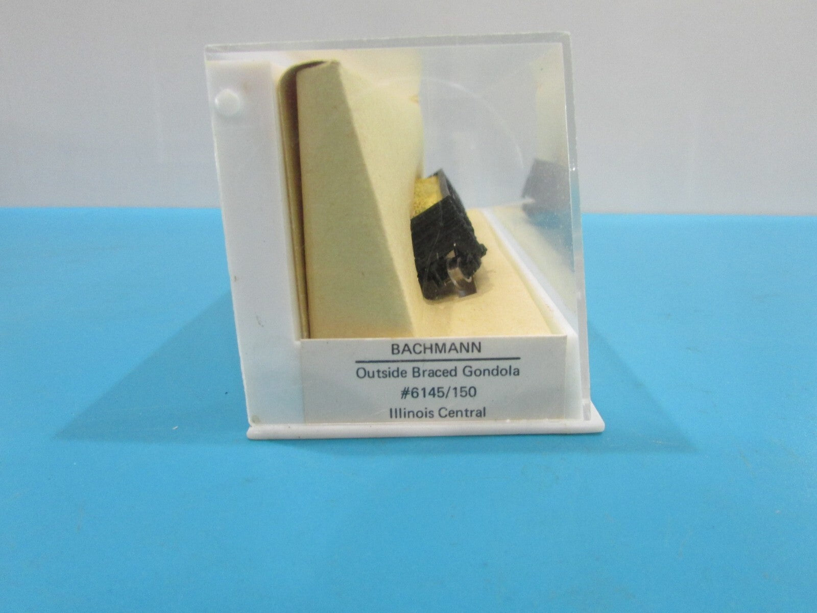 N Scale Bachmann Vintage Outside Braced Gondola Illinois Central Lot#2053