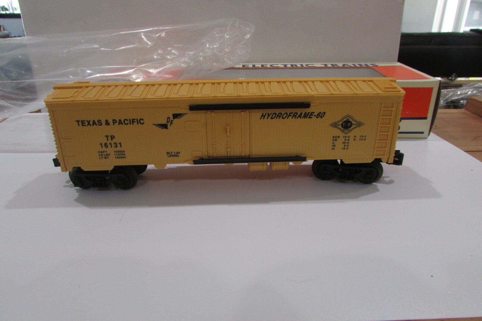 O Gauge Lionel 6-16131 Texas & Pacific Reefer Car