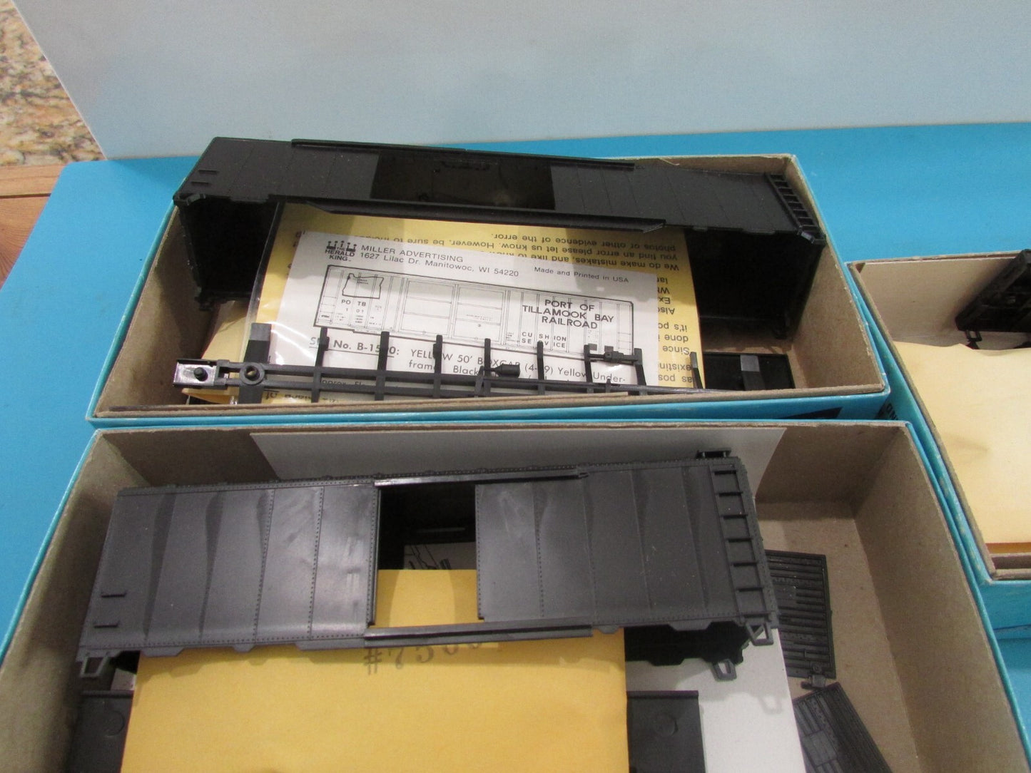 HO Scale Athearn (3) Assorted Flat & Box Cars UNDECORATED Lot#1622