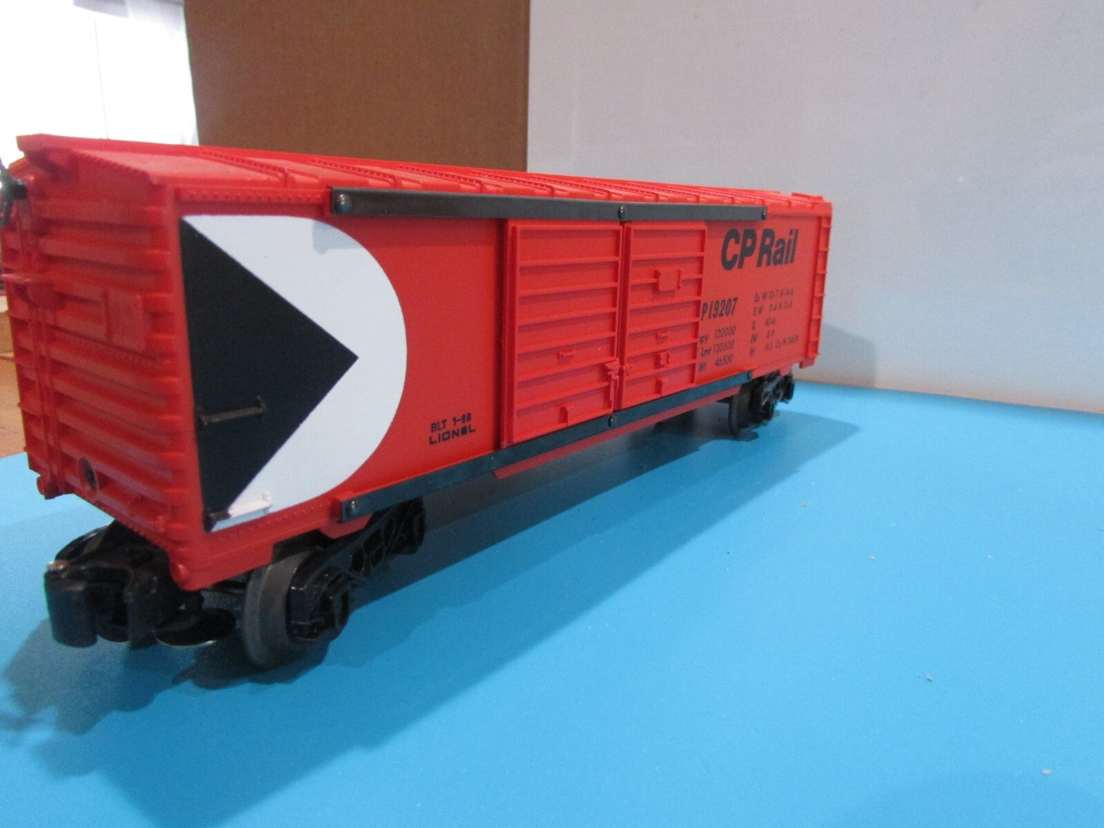 O SCALE Lionel 6-19207 C.P Rail Double Door Box Car Lot#0763
