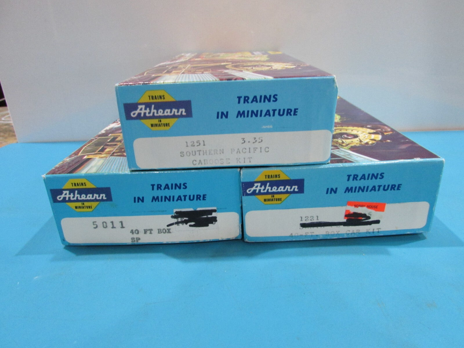 HO Scale Athearn  Assorted Cars & Caboose Southern Pacific Lot#1585