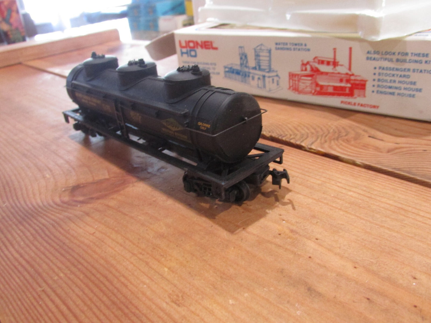 HO Scale Vintage Lionel 5-8516 Dow Tank Car Lot#0750