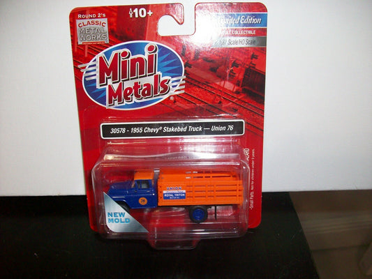 Ho Scale Classic Metal Works 30578 1955 Chevy StakeBed Truck " Union 76"