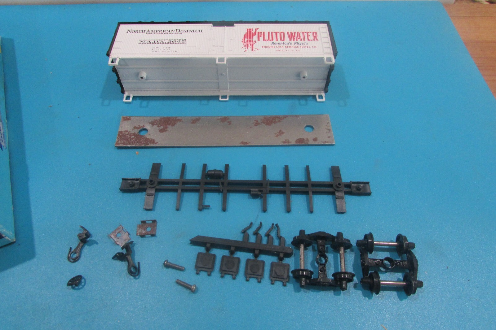 HO Scale Athearn 5210 Pluto Water Scribed Reefer Car Kit