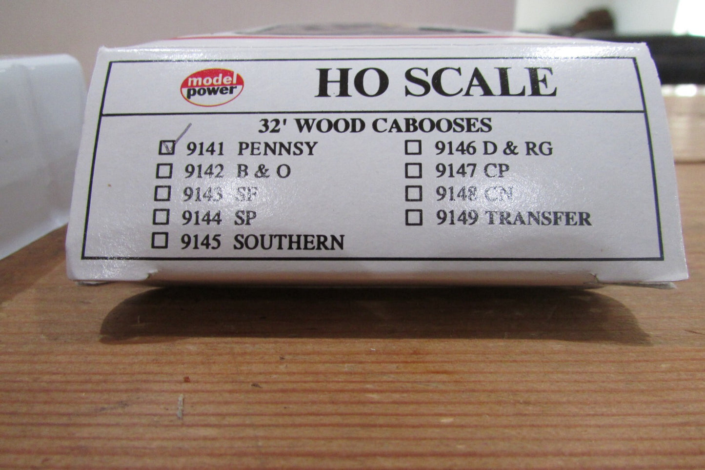HO Scale Model Power 9141 32' Wood Caboose Pennsylvania #982086