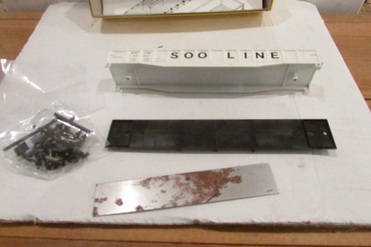 Ho Scale Accurail 67667 Soo Line 52' Gondola Kit #67667 (White) BLT 1963