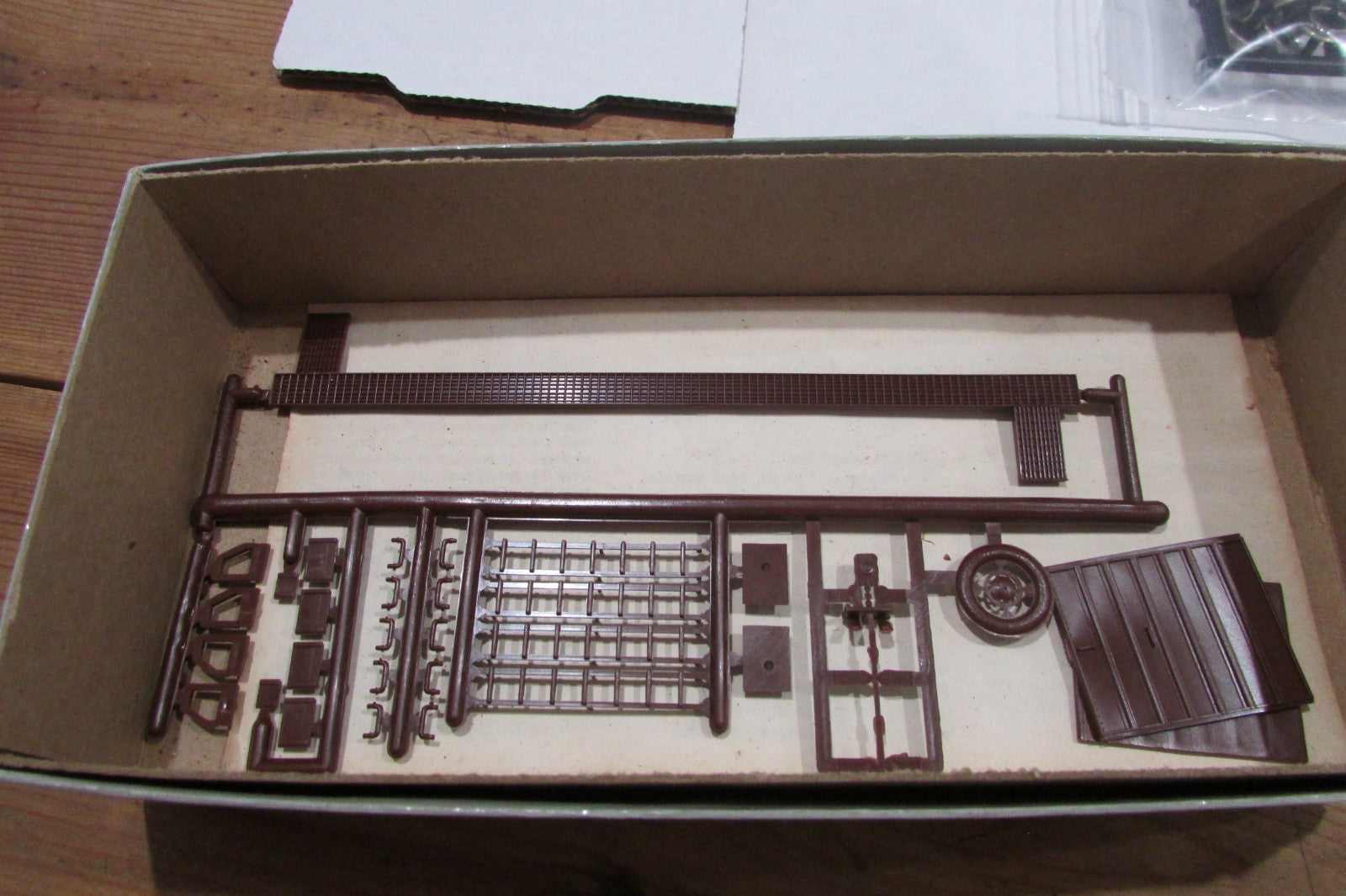 HO Scale C&BT Shops 1944 AAR 40' Box Car Kit  Southern #330421 Lot#4952