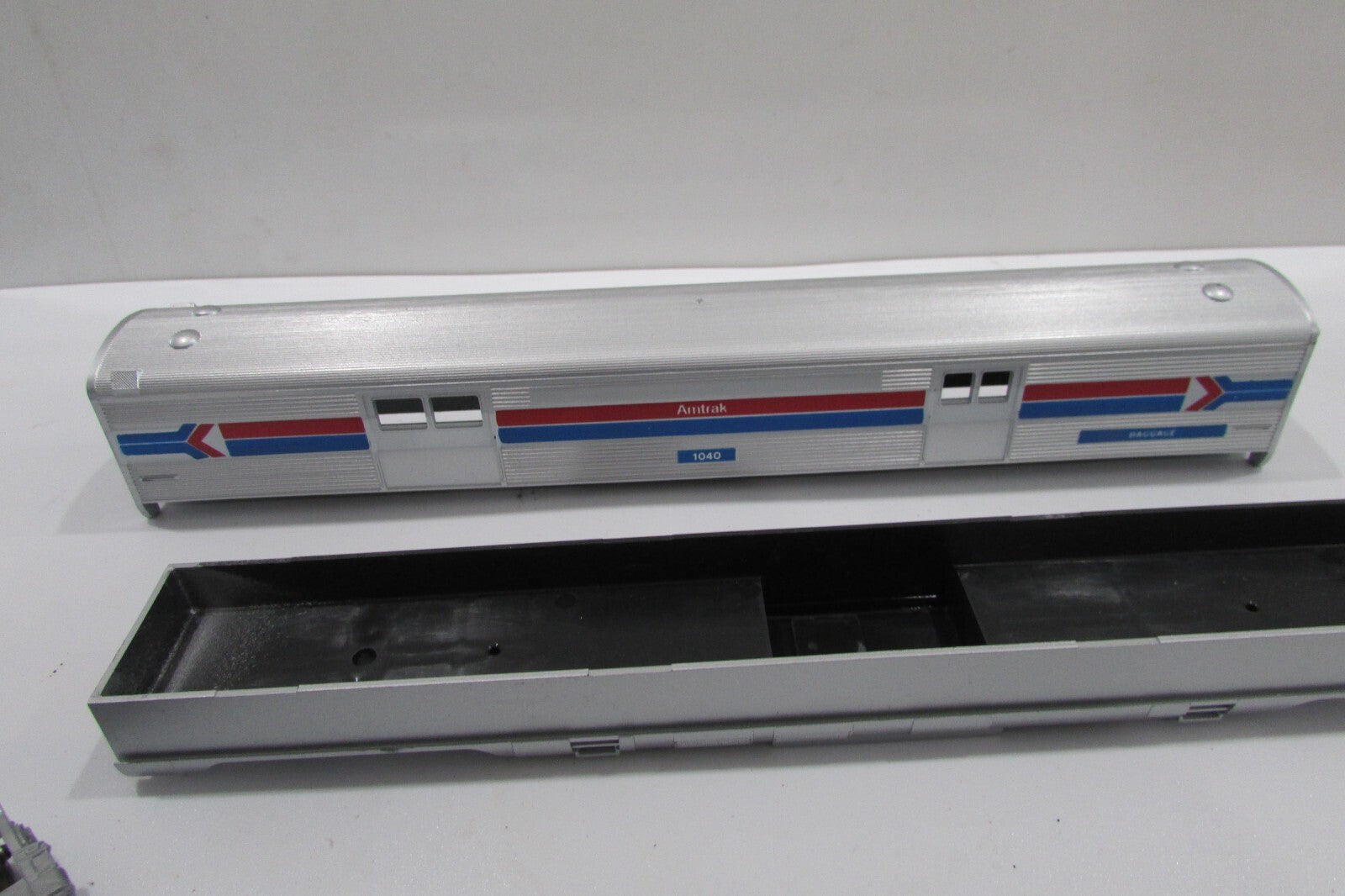 HO Scale Athearn 1789 SL Baggage Car Kit AMTRAK #1040