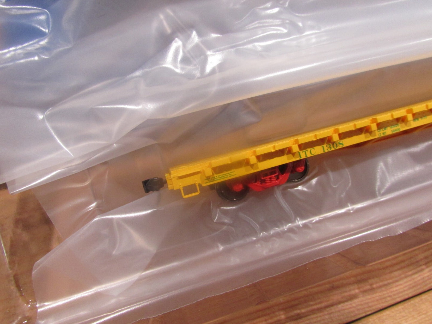 HO Scale Walthers (3) Pullman-Standard 60'  Flatcar Illinois Terminal Lot#3081