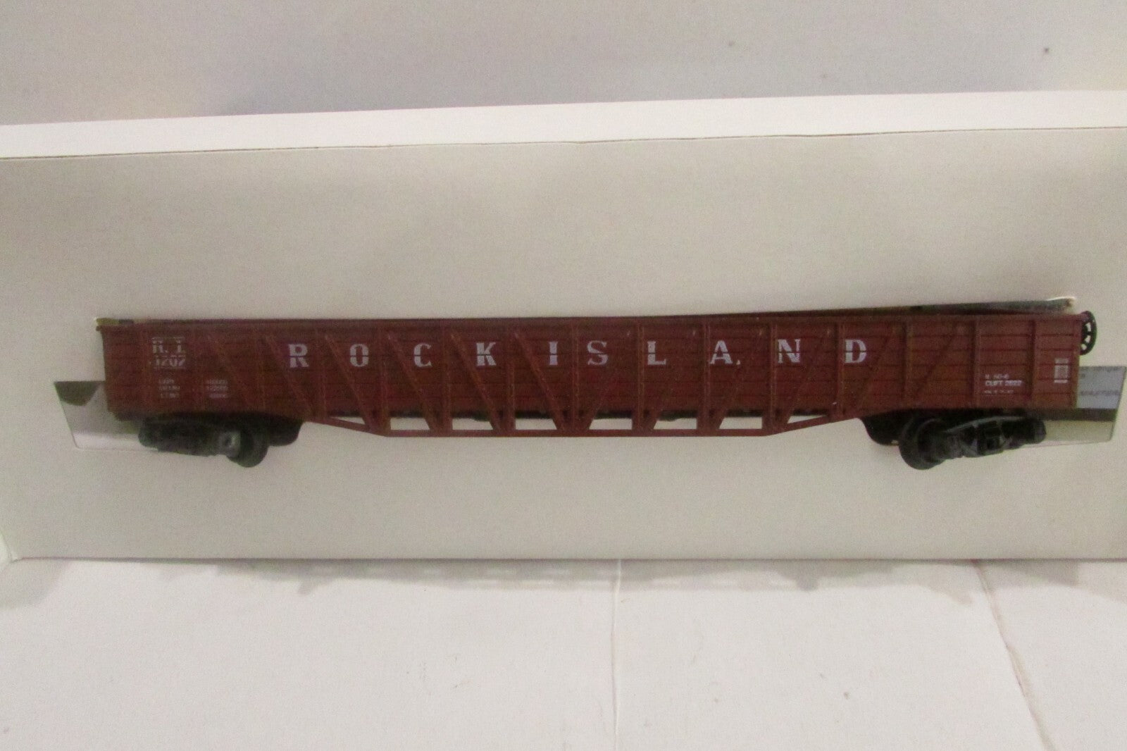 HO Scale AHM 5299F 50ft Outside Braced Gondola Rock Island #1207