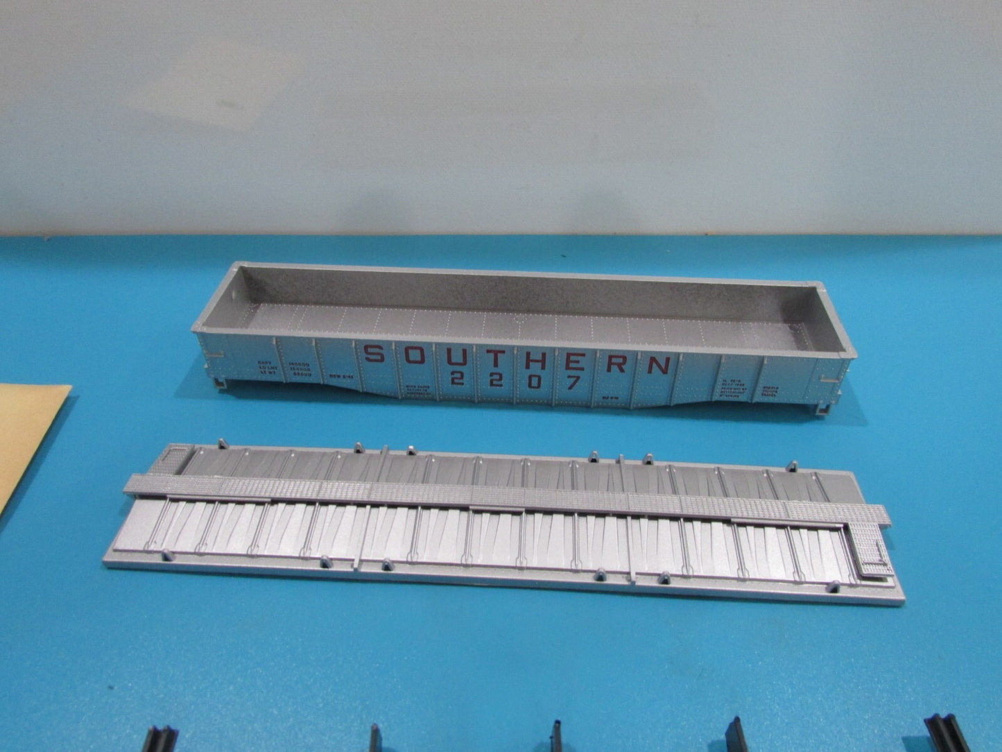HO Scale RoundHouse  Gondola Car Southern Kit Lot#1023