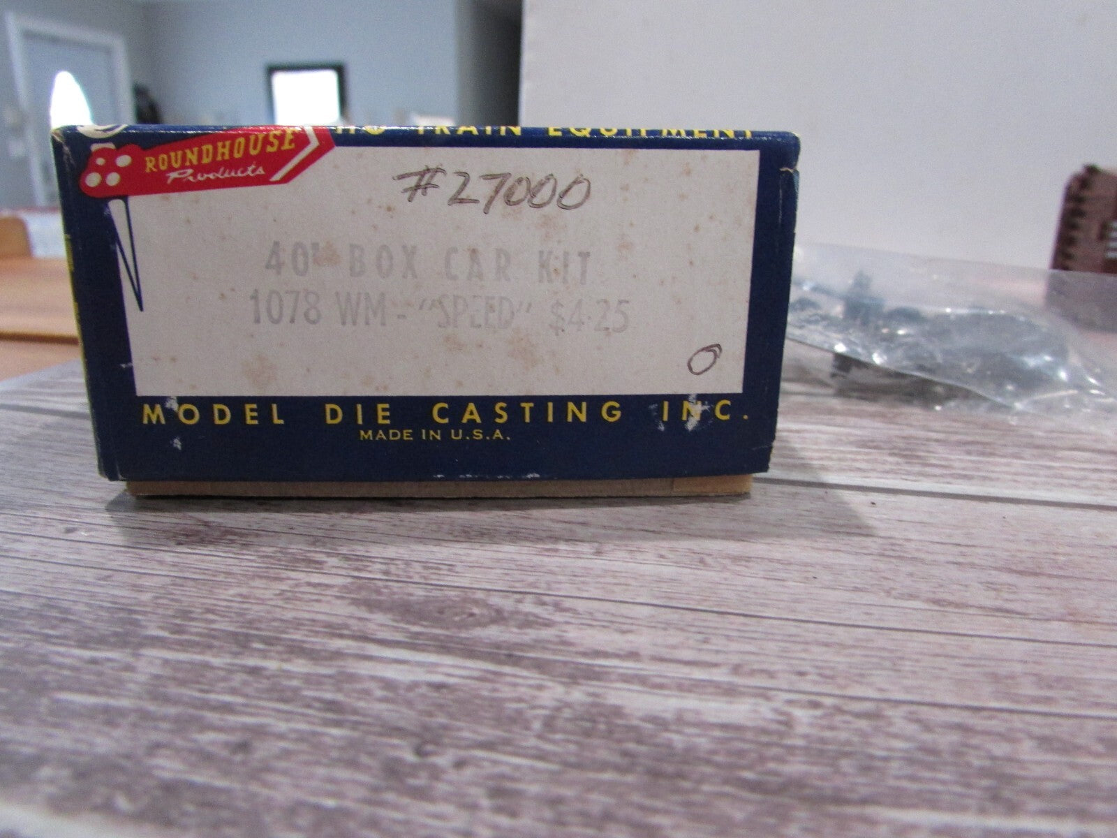 HO Scale RoundHouse 1078 40' Box Car Kit Western Maryland #27000 RH4305