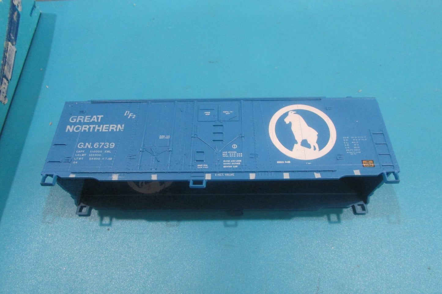 HO Scale Athearn 2092 40ft G/L Great Northern Car Kit