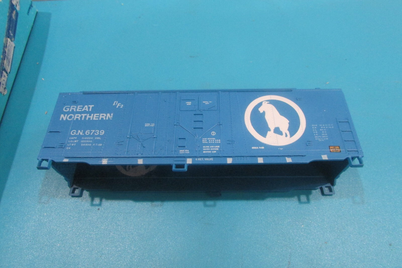 HO Scale Athearn 2092 40ft G/L Great Northern Car Kit