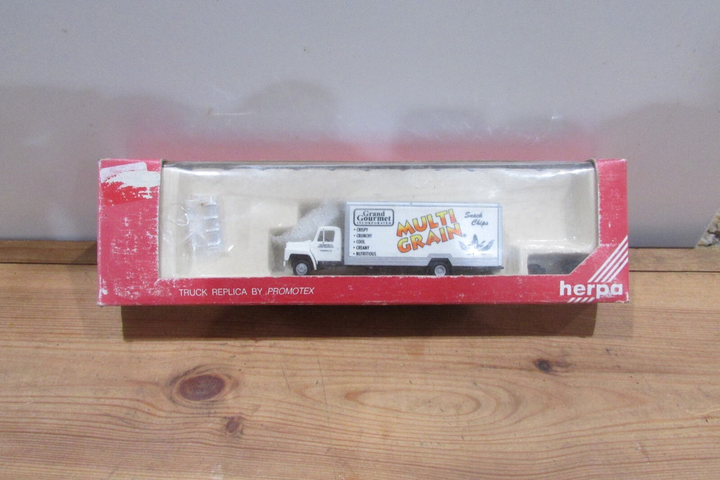 HO Scale Herpa 6165 Grand Gourmet Multigrain Foods Delivery Truck  Lot#4231