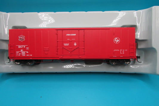 HO Scale Athearn G4304 50' P.C&F. Box Car  Smooth Side 10'-6" Plug Door Lot#4419