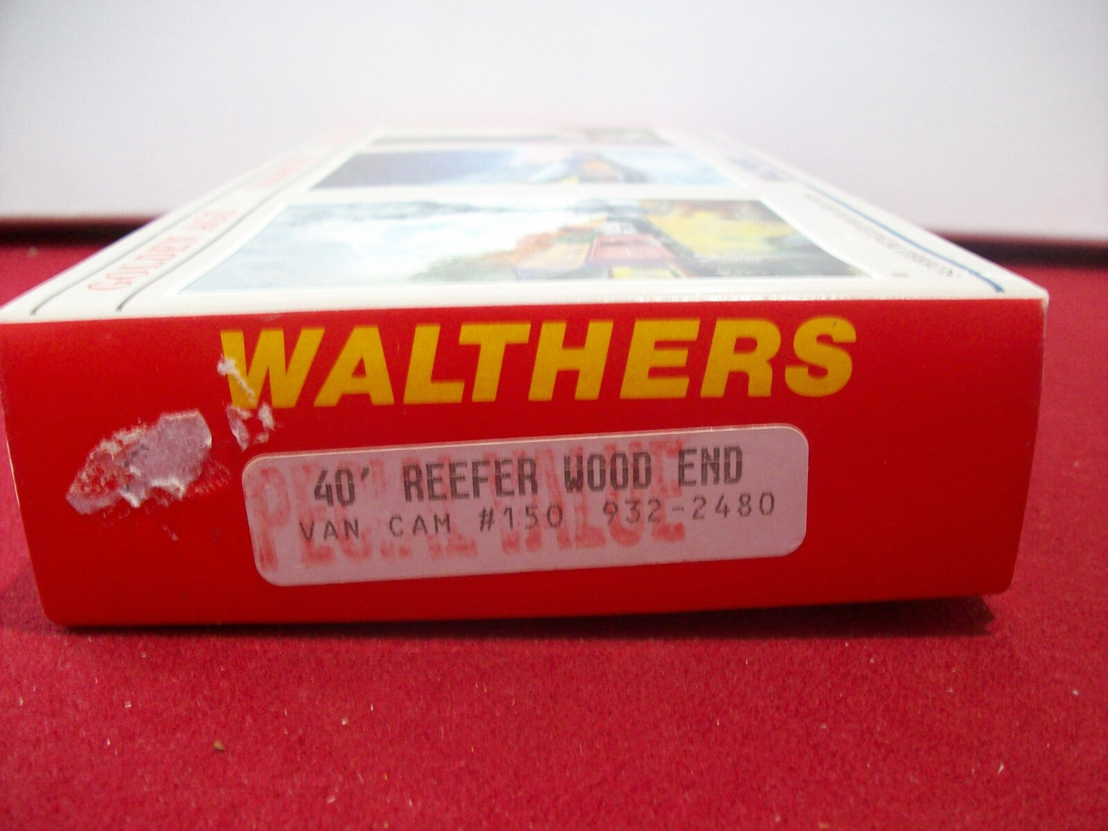 HO Scale Walthers  932-2480 40' DS Wood Reefer "Van Camp's"